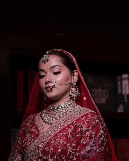 Bridal Eye Makeup Tutorial: Look Flawless Without Heavy Layers Bridal Eye Makeup Tutorial: Look Flawless Without Heavy Layers