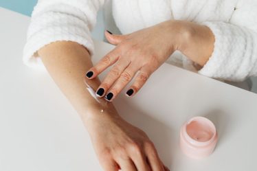 Light Moisturisers for Outdoors: 5 Protective Picks